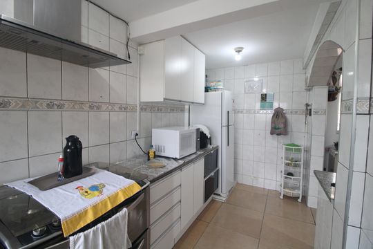 Cozinha de casa à venda com 3 quartos, 150m² em Cidade Dutra, São Paulo