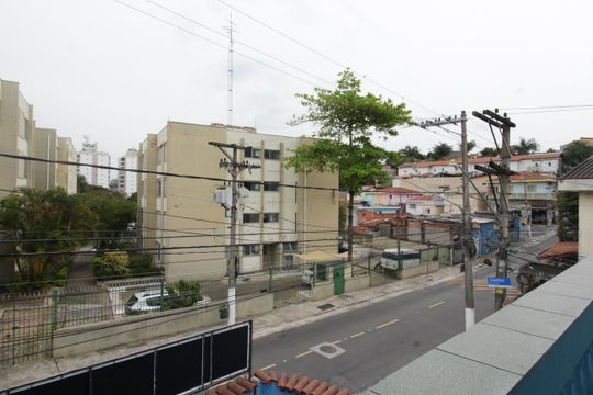 Vista da varanda da sala de casa para alugar com 1 quarto, 90m² em Moinho Velho, São Paulo