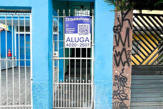 Placa grande instalada dia 26 de agosto de 2026 código da plaquinha: LRTJ-157 de casa para alugar com 1 quarto, 90m² em Moinho Velho, São Paulo