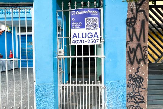 Placa grande instalada dia 26 de agosto de 2026 código da plaquinha: LRTJ-157 de casa para alugar com 1 quarto, 90m² em Moinho Velho, São Paulo