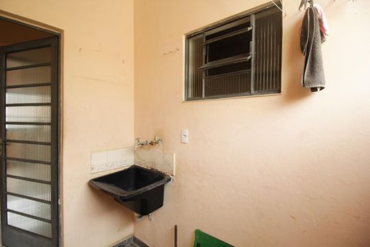 Área de Serviço de casa para alugar com 1 quarto, 90m² em Moinho Velho, São Paulo
