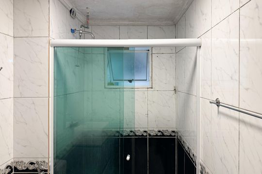 Banheiro Social de apartamento para alugar com 3 quartos, 68m² em Baeta Neves, São Bernardo do Campo