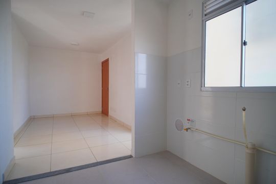 Cozinha de apartamento à venda com 2 quartos, 40m² em Santos Dumont, São Leopoldo