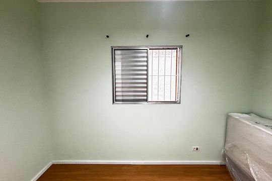 Quarto  de casa para alugar com 2 quartos, 171m² em Vila Helena, Santo André