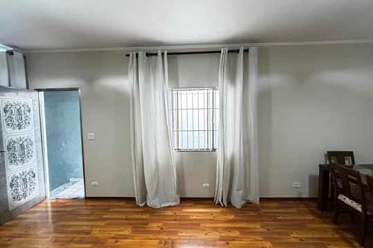 Sala de casa para alugar com 2 quartos, 171m² em Vila Helena, Santo André