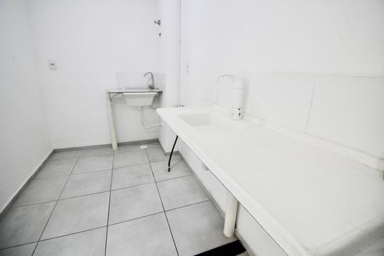 Cozinha de apartamento para alugar com 2 quartos, 34m² em Lageado, Ferraz de Vasconcelos