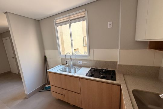 Cozinha de apartamento para alugar com 2 quartos, 46m² em Água Branca, Piracicaba