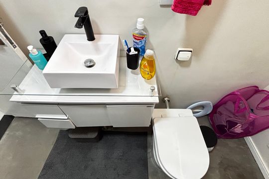 Banheiro de casa à venda com 3 quartos, 198m² em Vila Floresta, Santo André