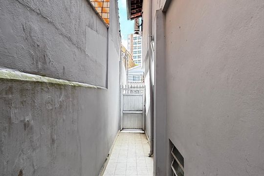 Corredor de casa à venda com 3 quartos, 198m² em Vila Floresta, Santo André