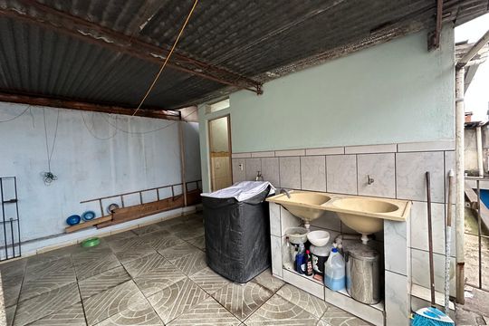 Área de Serviço de casa à venda com 3 quartos, 213m² em Jardim Mutinga, Barueri
