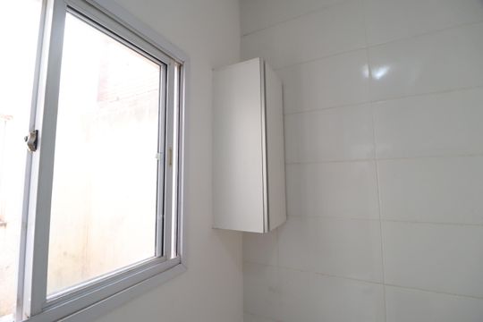 Cozinha e Área de Serviço de apartamento para alugar com 2 quartos, 70m² em Shopping Park, Uberlândia