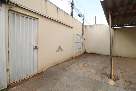 Garagem de apartamento para alugar com 2 quartos, 70m² em Shopping Park, Uberlândia