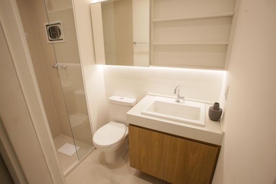 Banheiro da Suíte de apartamento à venda com 2 quartos, 55m² em Anil, Rio de Janeiro