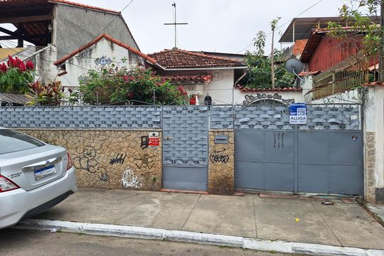 Fachada de casa para alugar com 2 quartos, 53m² em Fonseca, Niterói