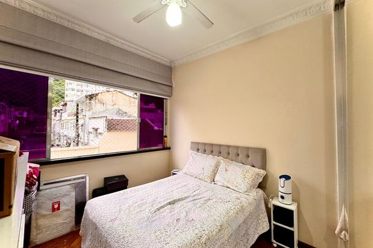 Apartamento para alugar com 3 quartos, 114m² em Laranjeiras, Rio de Janeiro