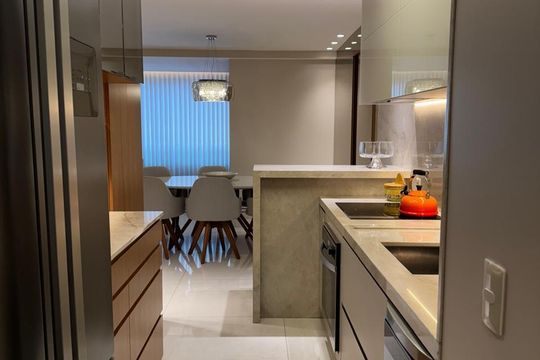 Cozinha de apartamento à venda com 3 quartos, 94m² em Funcionários, Belo Horizonte