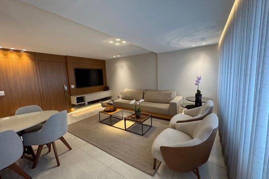 Apartamento à venda com 3 quartos, 94m² em Funcionários, Belo Horizonte