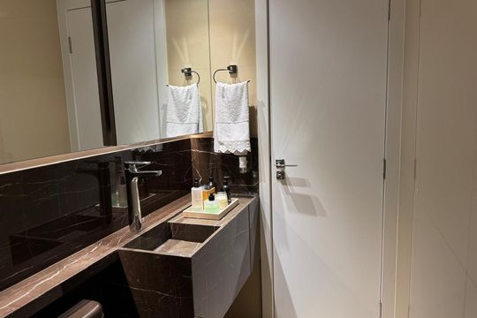 Banheiro de apartamento à venda com 3 quartos, 94m² em Funcionários, Belo Horizonte