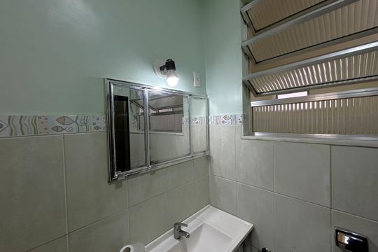Banheiro de apartamento para alugar com 2 quartos, 60m² em Méier, Rio de Janeiro