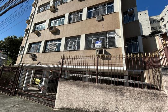 Fachada  de apartamento para alugar com 2 quartos, 60m² em Méier, Rio de Janeiro