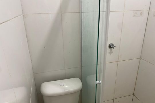 Banheiro de kitnet/studio para alugar com 1 quarto, 40m² em Cidade Nova, Rio de Janeiro