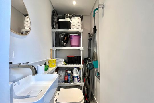 Banheiro de serviço de apartamento à venda com 3 quartos, 80m² em Vila da Saúde, São Paulo