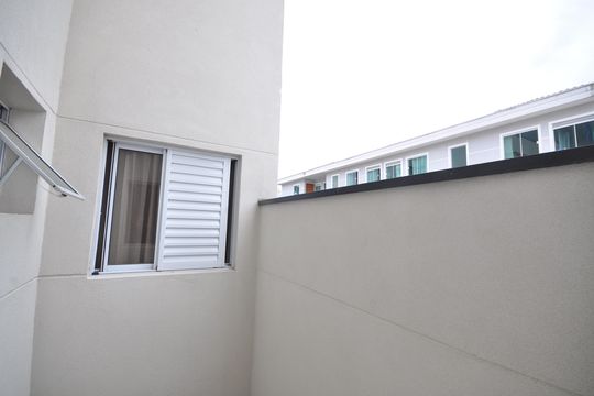 Vista do Quarto Suíte de apartamento para alugar com 2 quartos, 49m² em Vila Constança, São Paulo