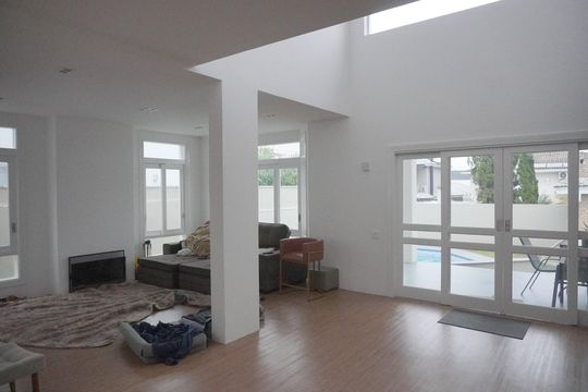 Sala de Estar de casa de condomínio à venda com 3 quartos, 406m² em Morada das Flores (aldeia da Serra), Barueri