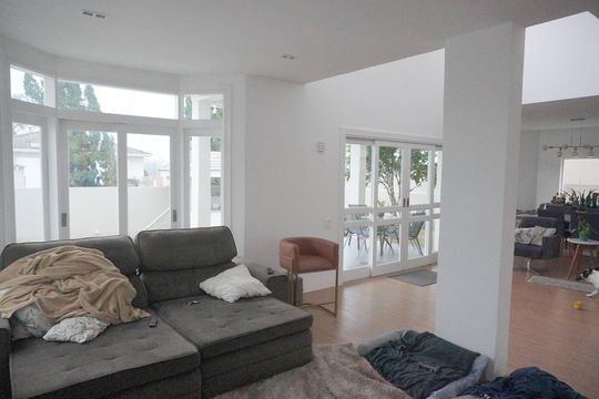 Sala de Estar de casa de condomínio à venda com 3 quartos, 406m² em Morada das Flores (aldeia da Serra), Barueri