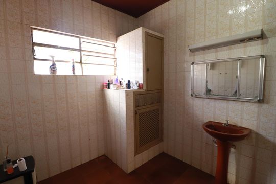 Banheiro social 2 de apartamento para alugar com 3 quartos, 1000m² em Jardim Sumare, Ribeirão Preto