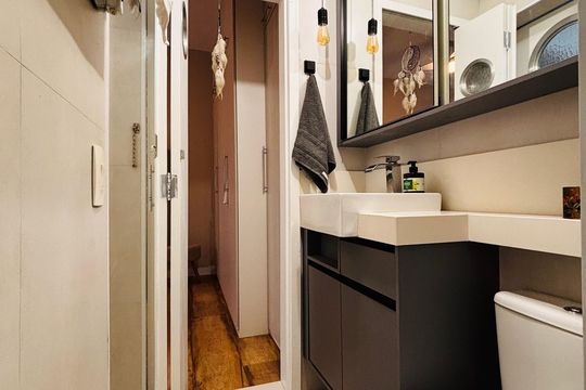 Banheiro de apartamento para alugar com 1 quarto, 63m² em Alphaville Empresarial, Barueri