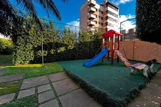 Área externa de apartamento para alugar com 3 quartos, 202m² em Moinhos de Vento, Porto Alegre