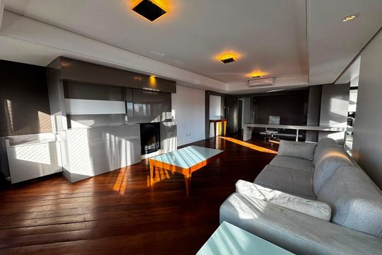 Apartamento para alugar com 3 quartos, 202m² em Moinhos de Vento, Porto Alegre