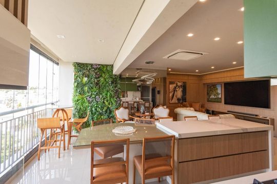 Varanda de apartamento para alugar com 2 quartos, 107m² em Swiss Park, Campinas