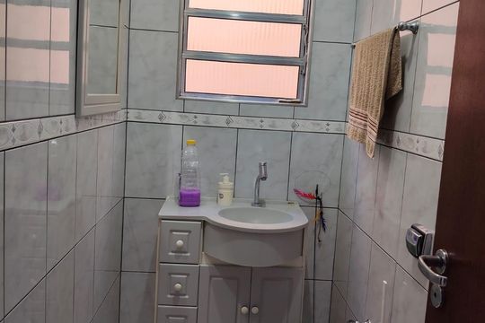 Banheiro de casa à venda com 3 quartos, 170m² em Jardim Santa Clara, Guarulhos