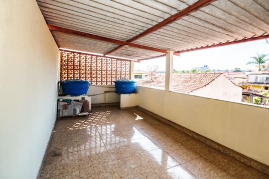 Casa para alugar com 3 quartos, 225m² em Lagoa, Belo Horizonte