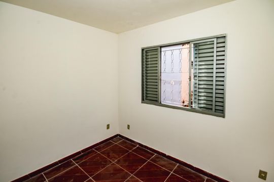 Casa para alugar com 3 quartos, 225m² em Lagoa, Belo Horizonte