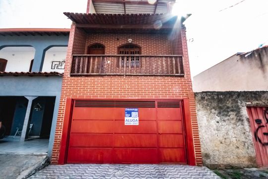 Fachada de casa para alugar com 3 quartos, 225m² em Lagoa, Belo Horizonte