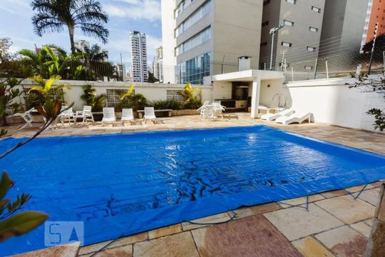 Piscina de apartamento para alugar com 3 quartos, 142m² em Perdizes, São Paulo