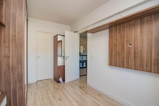 Suíte de apartamento para alugar com 1 quarto, 47m² em Partenon, Porto Alegre
