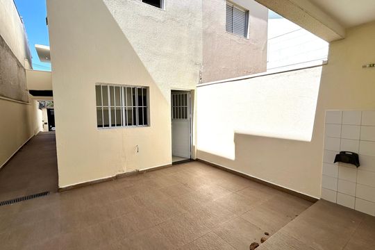 Área de Serviço de casa para alugar com 3 quartos, 127m² em Jardim Santa Mena, Guarulhos