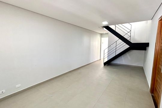 Sala de casa para alugar com 3 quartos, 127m² em Jardim Santa Mena, Guarulhos