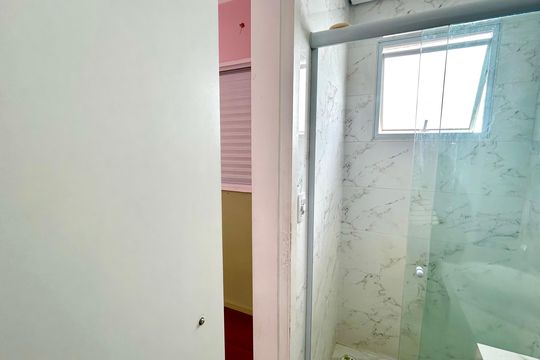 Banheiro da Suíte 2 de casa para alugar com 3 quartos, 127m² em Jardim Santa Mena, Guarulhos