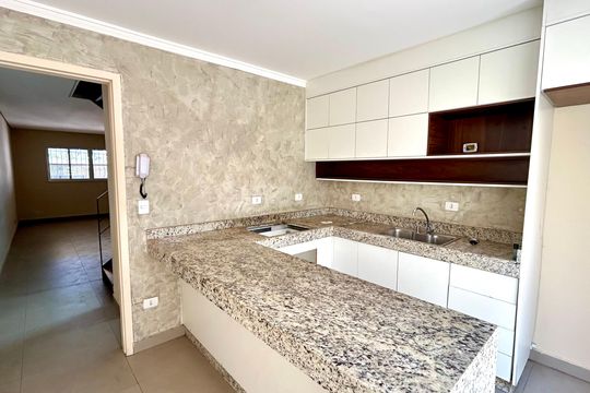 Cozinha de casa para alugar com 3 quartos, 127m² em Jardim Santa Mena, Guarulhos