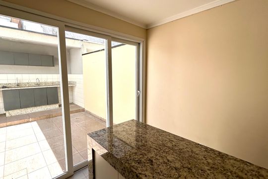 Cozinha de casa para alugar com 3 quartos, 127m² em Jardim Santa Mena, Guarulhos