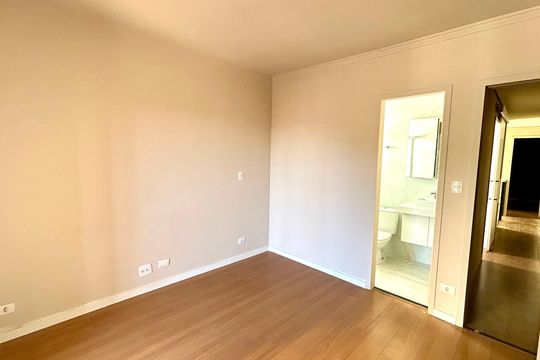 Quarto Suíte 3 de casa para alugar com 3 quartos, 127m² em Jardim Santa Mena, Guarulhos