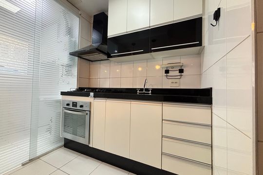 Cozinha de apartamento para alugar com 2 quartos, 66m² em Alphaville Industrial, Barueri