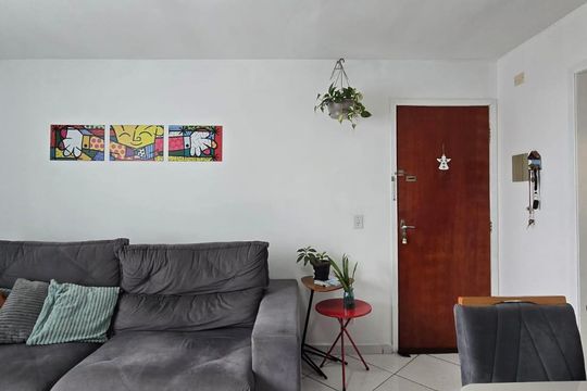Sala  de apartamento à venda com 2 quartos, 44m² em Jardim Sao Luiz, Guarulhos