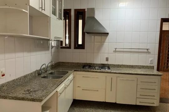 Cozinha de casa para alugar com 3 quartos, 340m² em Barreiro, Belo Horizonte