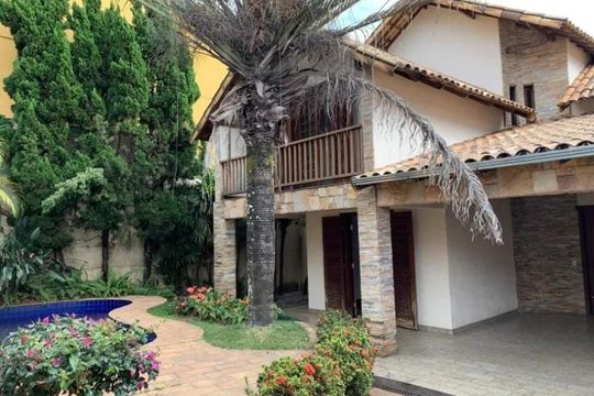Fachada de casa para alugar com 3 quartos, 340m² em Barreiro, Belo Horizonte